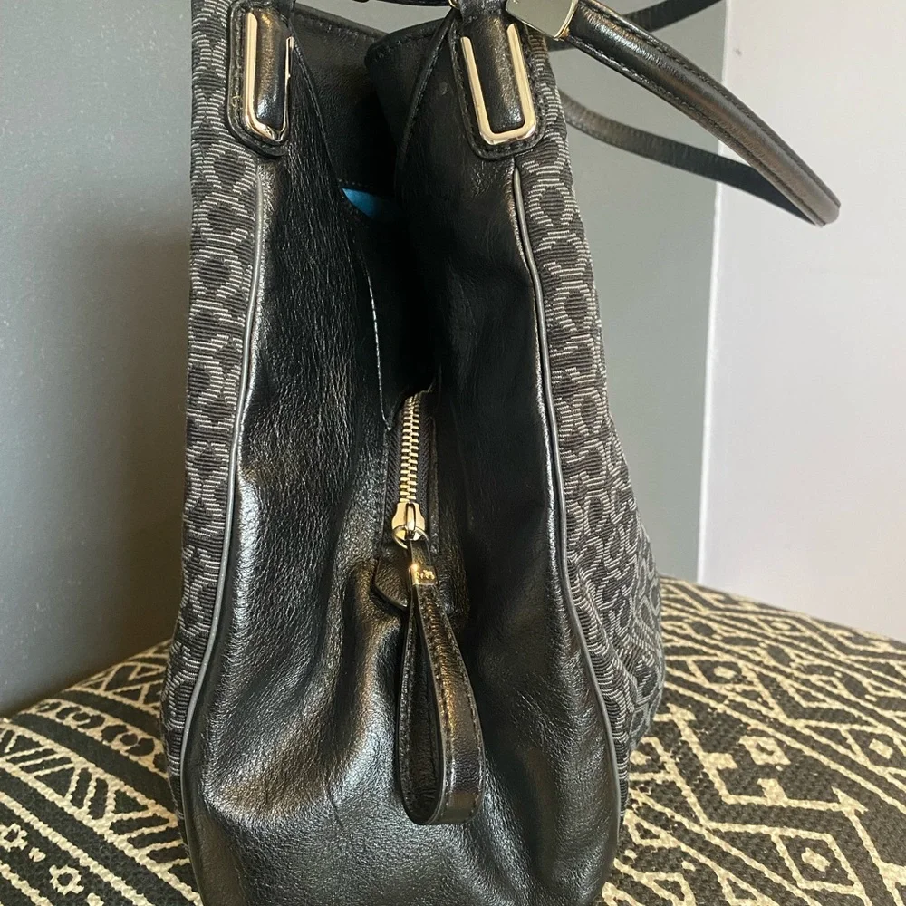 Coach Bag - Picture 6 of 12